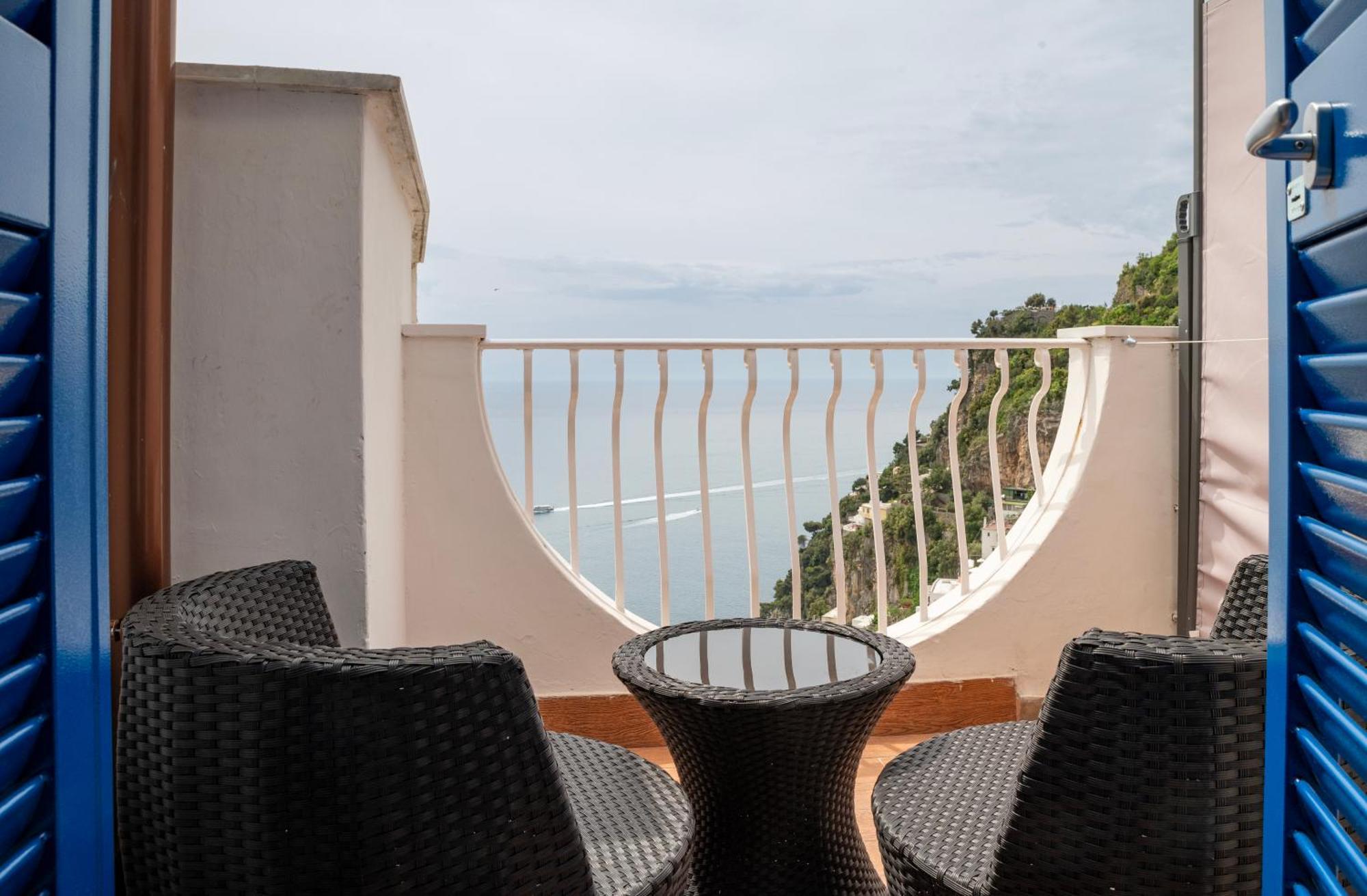 Hostel Brikette Positano Exterior foto
